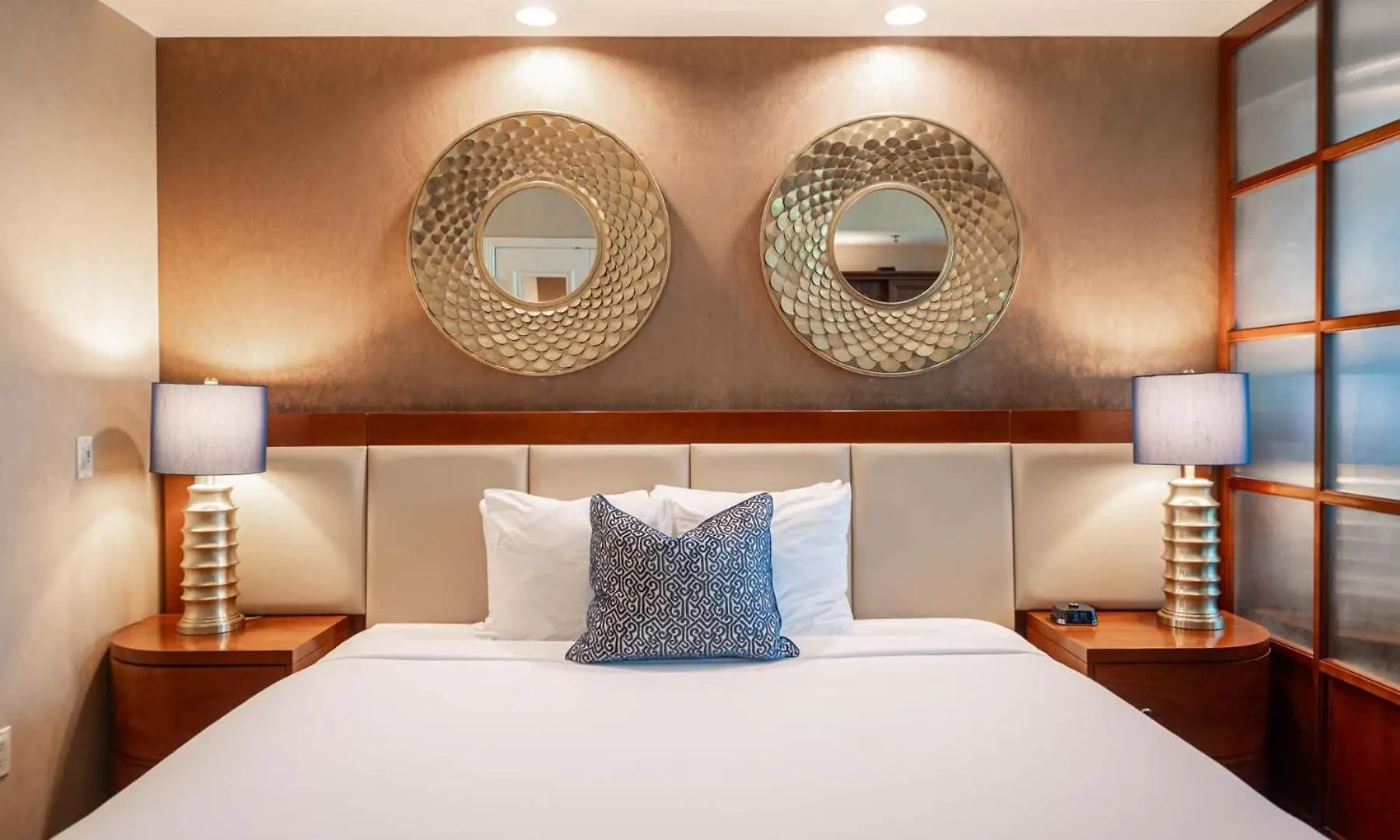 Сasa de vacaciones No Resort Fee Strip View Balcony+ Free Valet+Pool Las Vegas