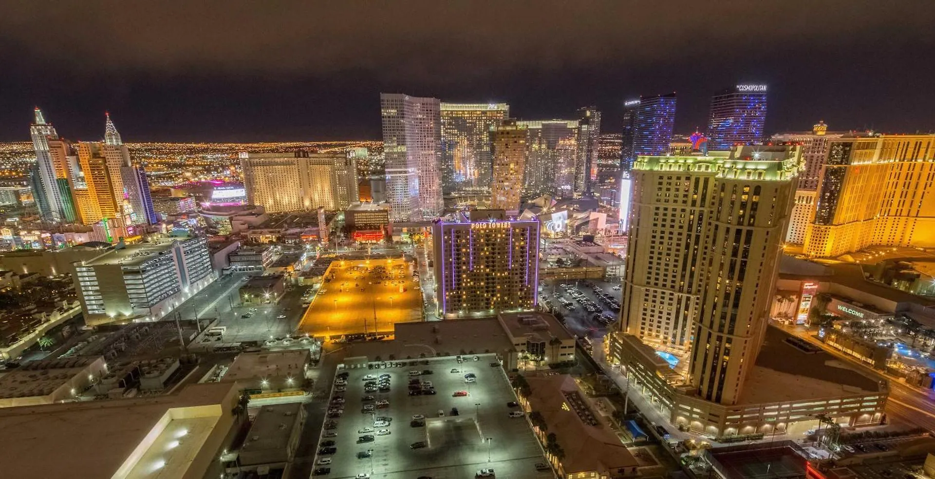No Resort Fee Strip View Balcony+ Free Valet+Pool Las Vegas Сasa de vacaciones